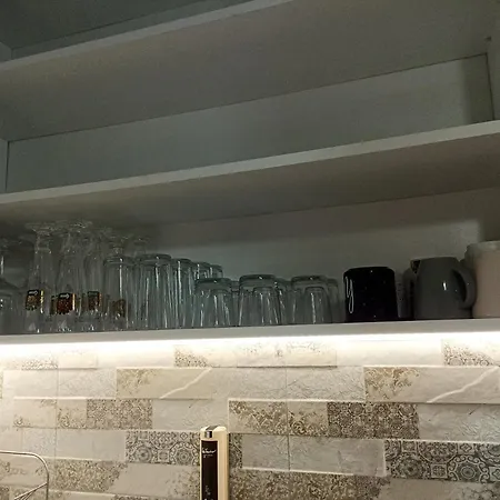 Sea Holidays Apartment *